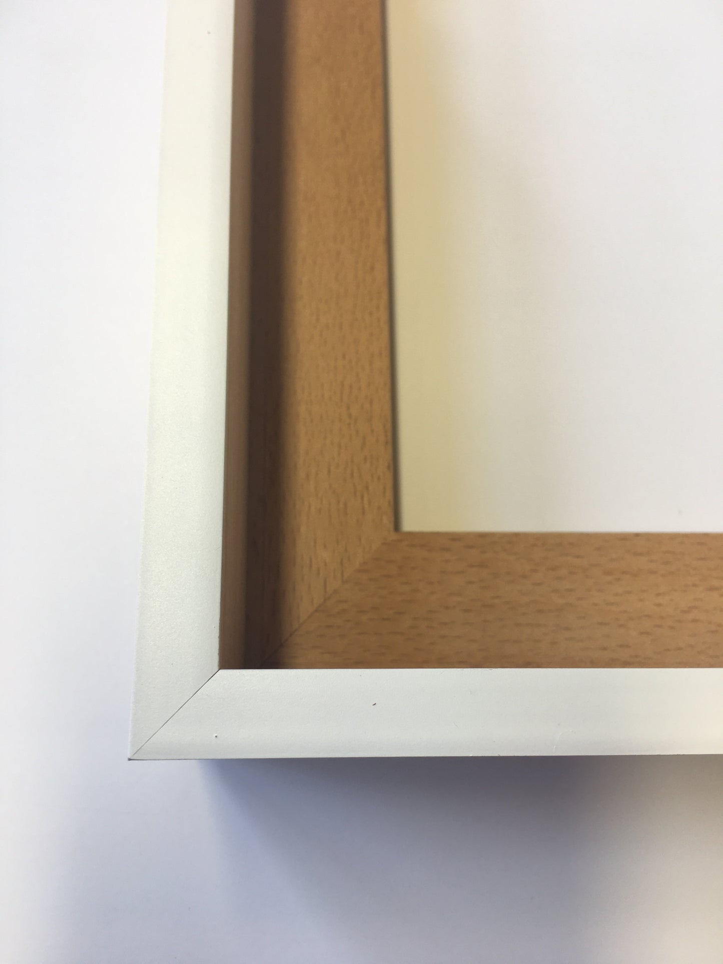 Modern White / Raw Tray Frame
